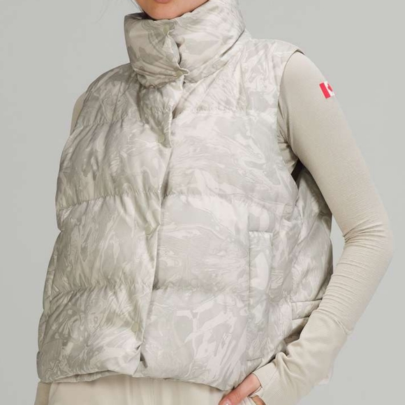 Lululemon Transformable Parka - Picture 4 of 9